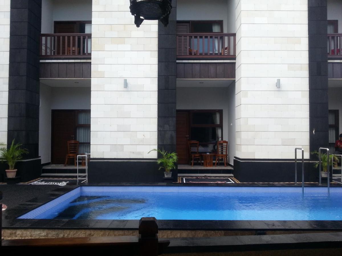 New Asta Graha Guesthouse Jimbaran  Exterior photo